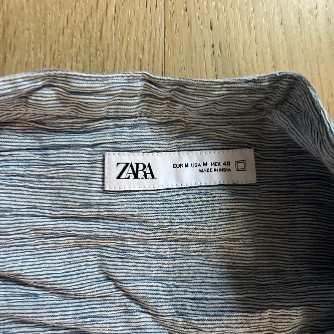 Skjortor Dr Denim och Zara - 3