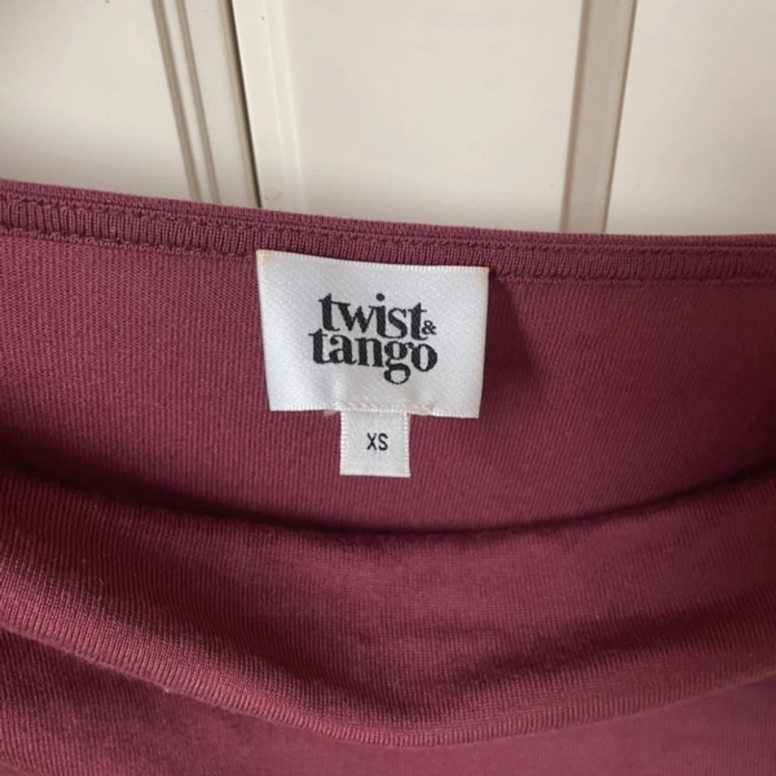 Vinröd topp från Twist & Tango - 2