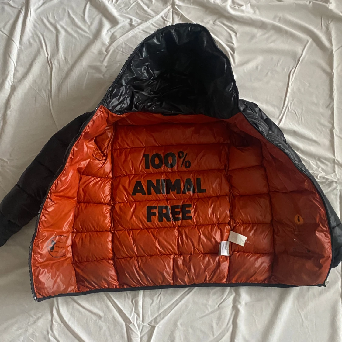 Svart pufferjacka från Save The Duck - 2