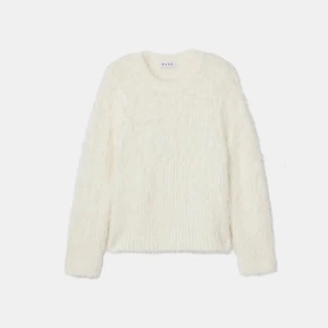 Vit stickad  - Fin vit stickad, extra fluffig🥰🥰🥰 Använd max 1-3 gånger, så väldigt fint skick:)Storlek M men sitter som en S!!