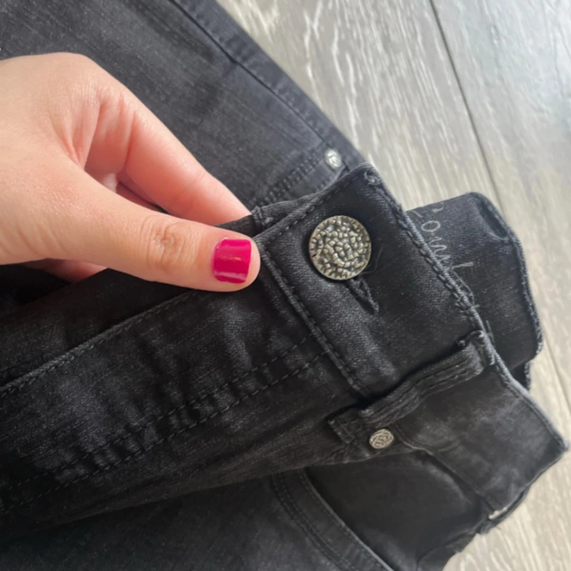 Svarta jeans Dora Comfort - 4