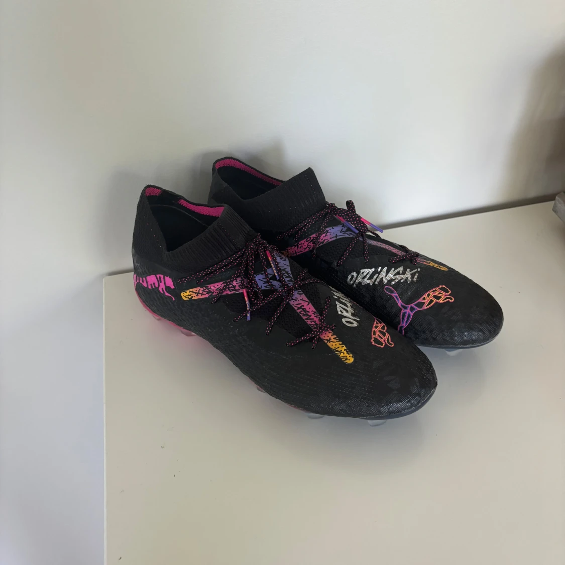 Svarta Puma fotbollsskor limited edition - 1