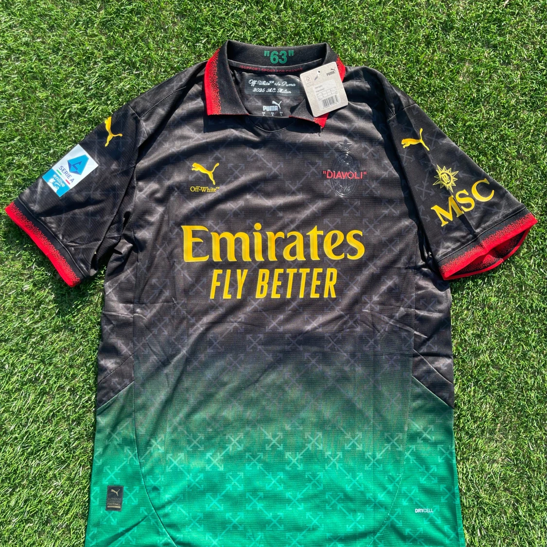 AC Milan Puma x Off-White Leão tröja