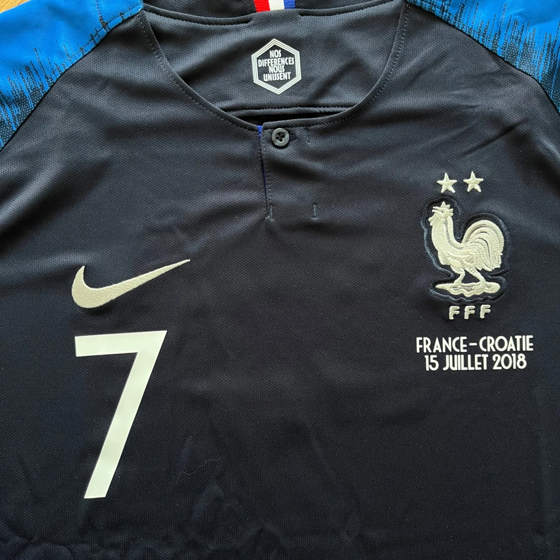 Frankrike Hemmatröja 2018  - 2
