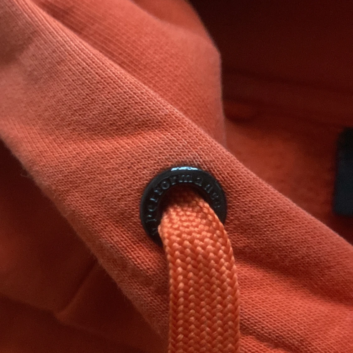 Orange hoodie från Peak Performance - 3