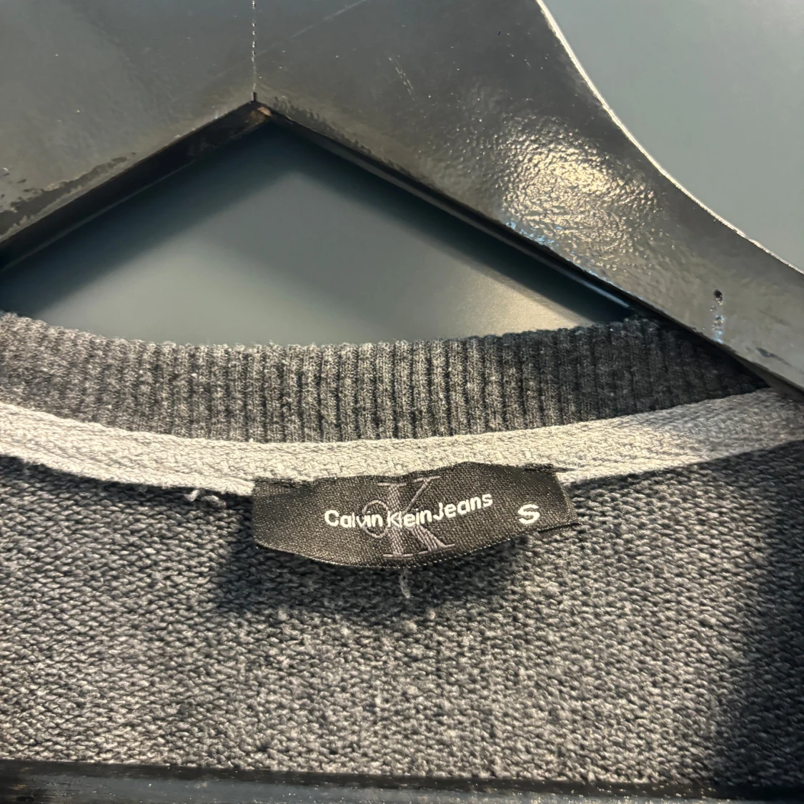 Grå sweatshirt från Calvin Klein Jeans - 1