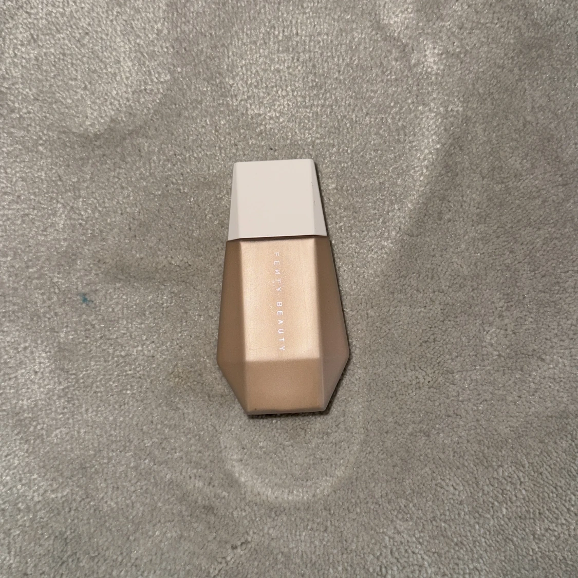 Fenty Beauty foundation beige