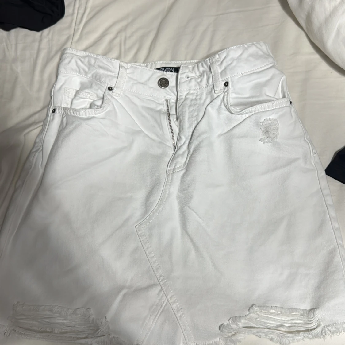 Vita jeansshorts från Even&Odd - 2