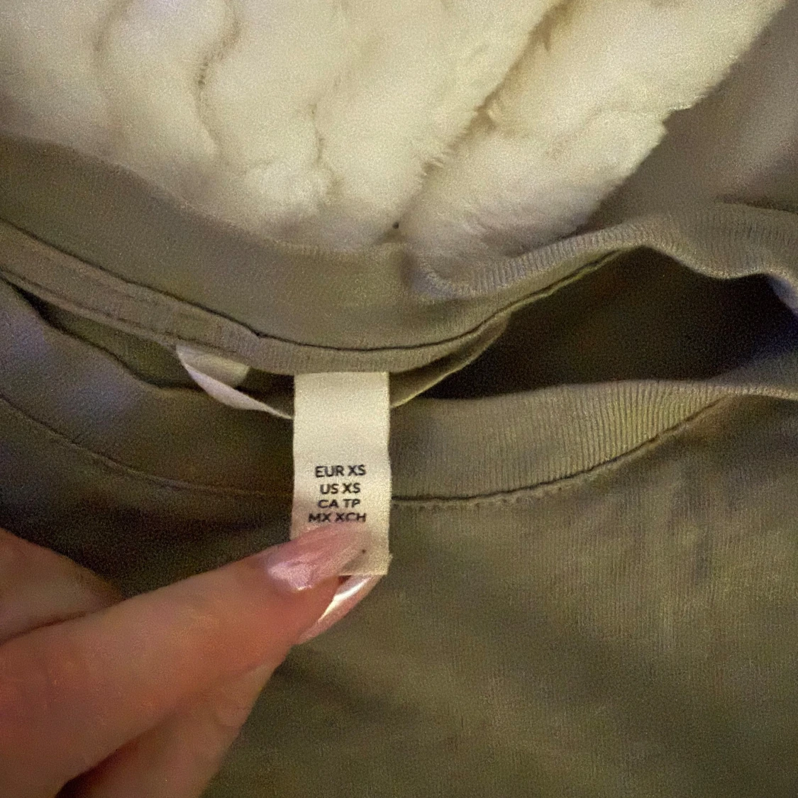 Grön basic t-shirt i bomull XS