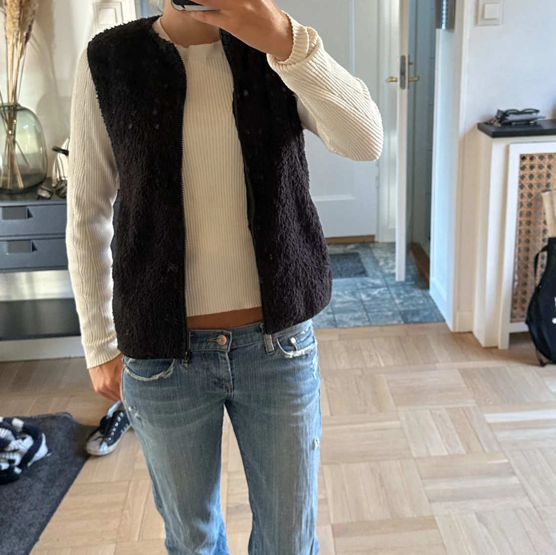 Svart fleeceväst med dragkedja - 1