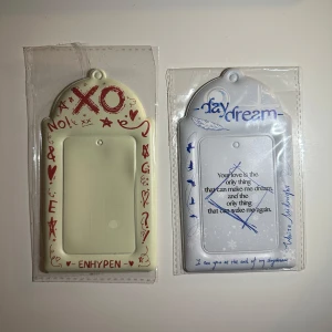 Photocard Holder (XO & Daydream) - Selling two photocard holders (Enhypen XO & Daydream)  They are brand new and unused.  (Freebies to all orders ✨)
