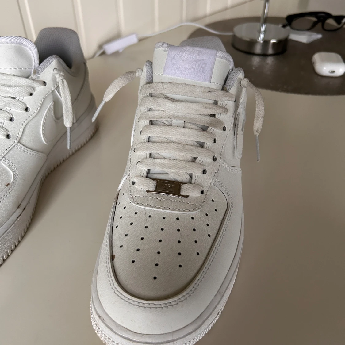 Vita Nike Air Force sneakers - 1