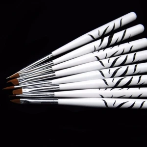  - Penslar til uv-gel (& akryl tror jag). 7 st, helt oanvända 