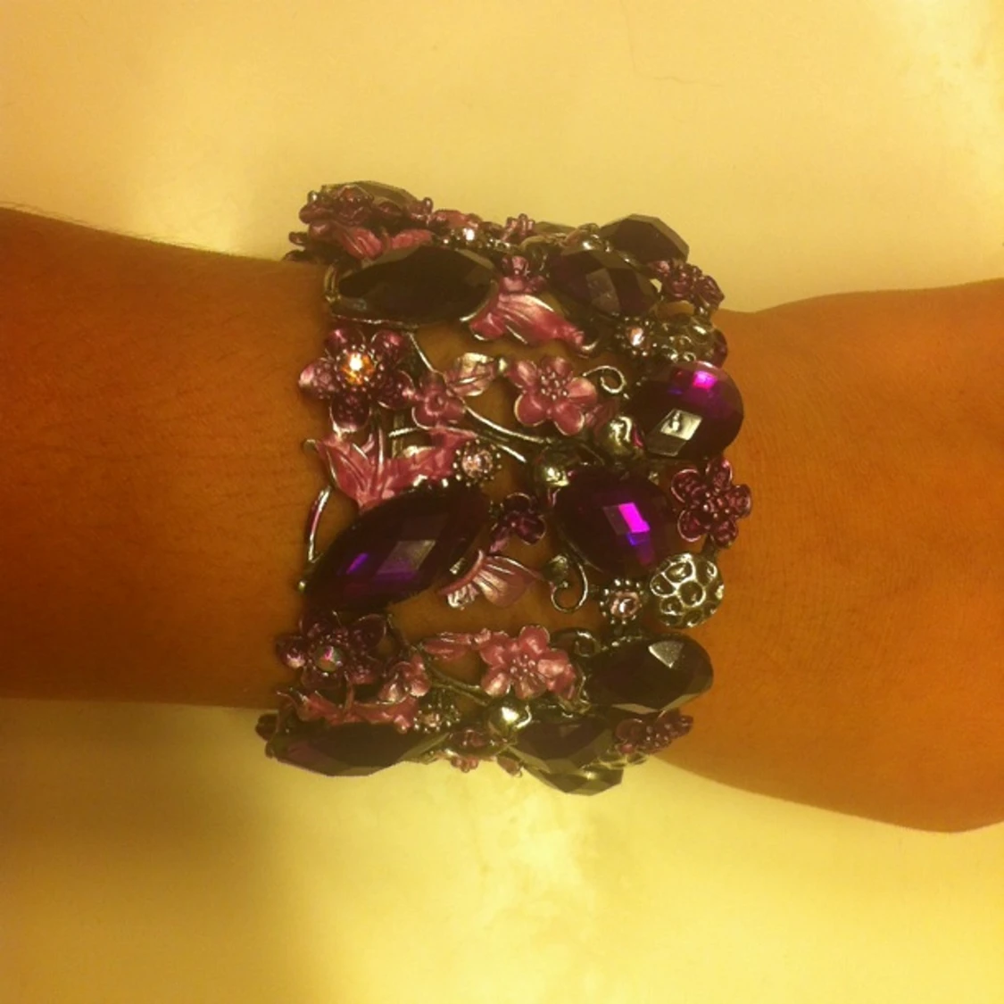 Armband från Spanien, ej använd.