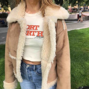  - Sjukt snygg och dyr jacka från Urban outfitters