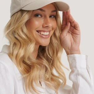 Kepsar  - Två stycken kepsar säljes, aldrig använda. Stl S/M. Går att säljas styck eller ihop. 