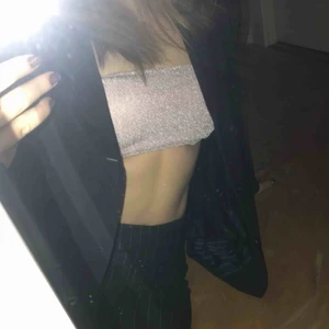  - Festlig topp/bandeau🎉🖤