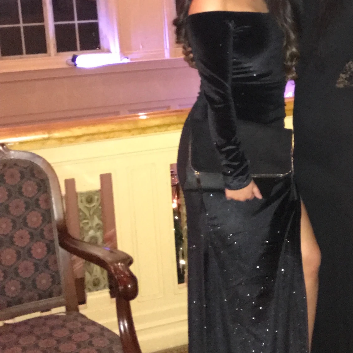 Långklänning skimrig