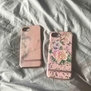  - Köpta för 400kr st. 150kr för båda och 80kr för ett. 😘