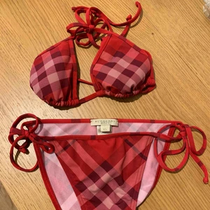  - 100% äkta.  Köpt på Ströms i Stockholm, aldrig använd. Har dock ej kvar kvittot då det kom bort i en flytt. Originalpris 1600kr 