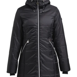 Jacka - Jättefin jacka som är helt ny och jätte snyggt märke. Köpt för 2000 och säljs för ett jättebra pris🥰