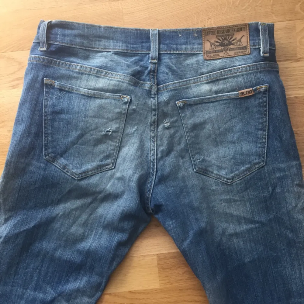 Jeans från LRG, storlek 32. Jeans & Byxor.