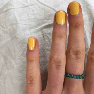  - En jättefin elastisk ring!