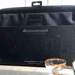  - Datorfodral. Köpte fel storlek och hann inte lämna tillbaka 🙃