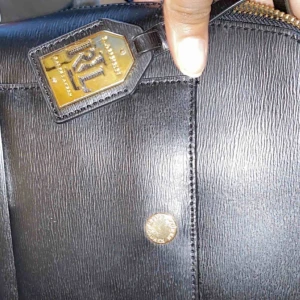  - Säljer min fina ralph lauren väska. Använd väldigt sparsamt. 