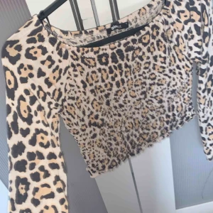  - Jätte fin tröja från gina