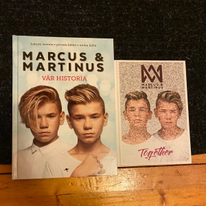 Marcus&Martinus bok & skiva  - Säljer dessa då de varken används och att de ligger bara i en låda. Skicket är som nytt, säljer båda för 225kr. 