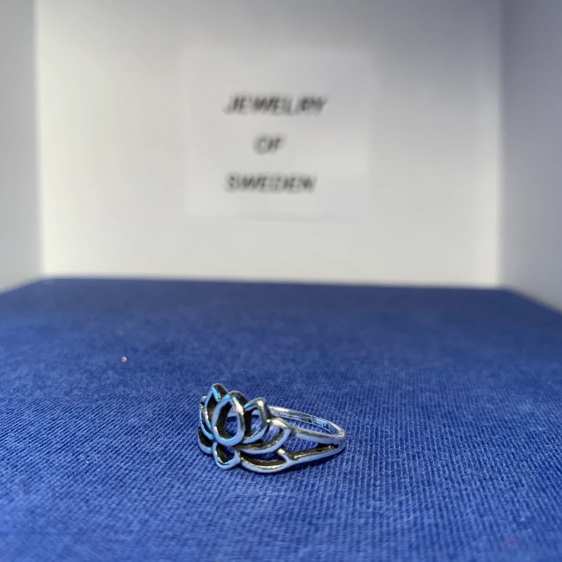 Tjej ring med Blom motiv