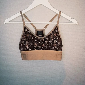 Sport topp🏋🏻‍♂️ - Superfin sport topp från karitraa🏋🏻‍♂️❤️