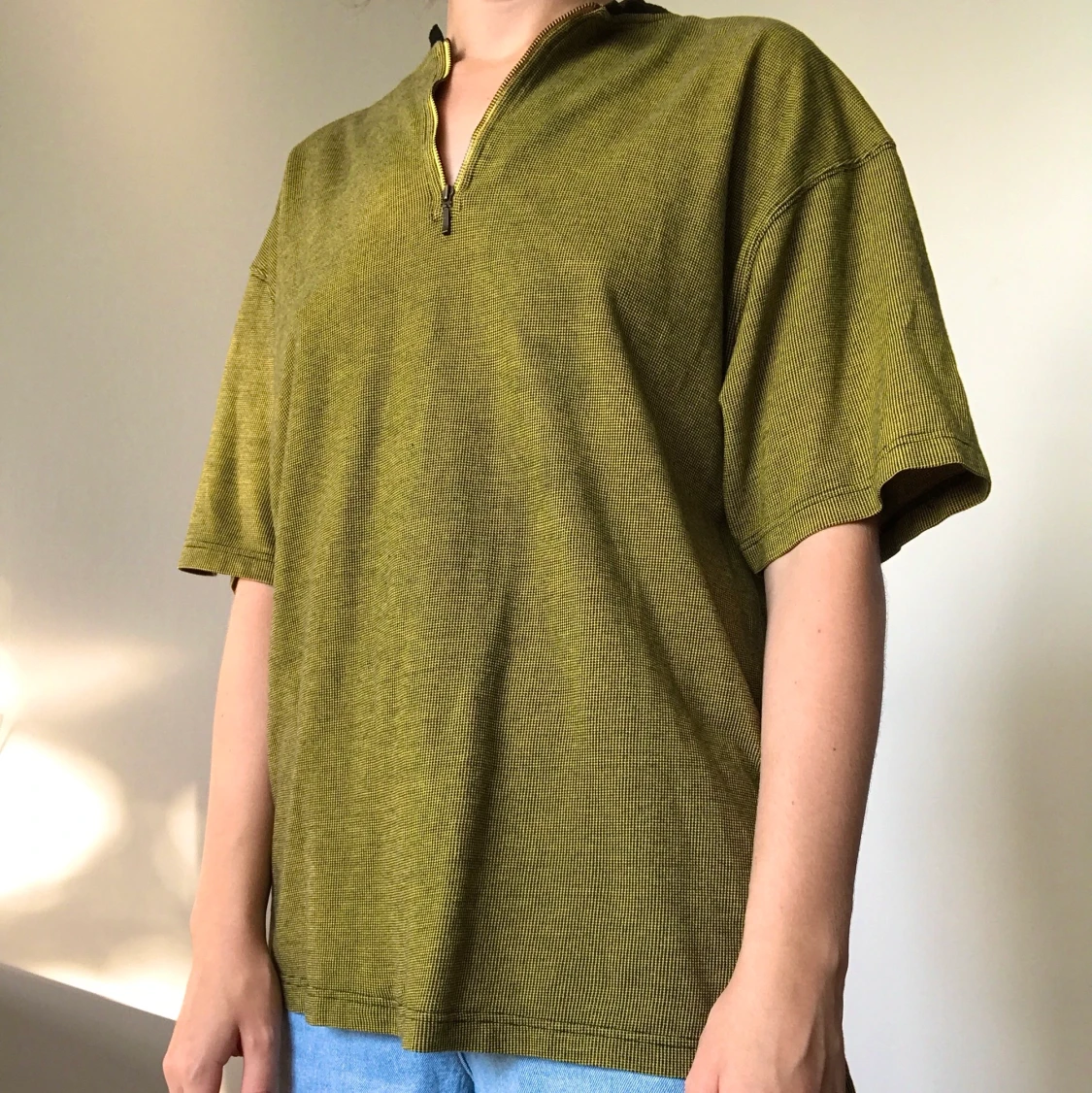 Glen Oaks gulsvarta tee size L