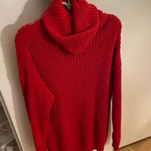Röd tröja Cubus storlek xs/s