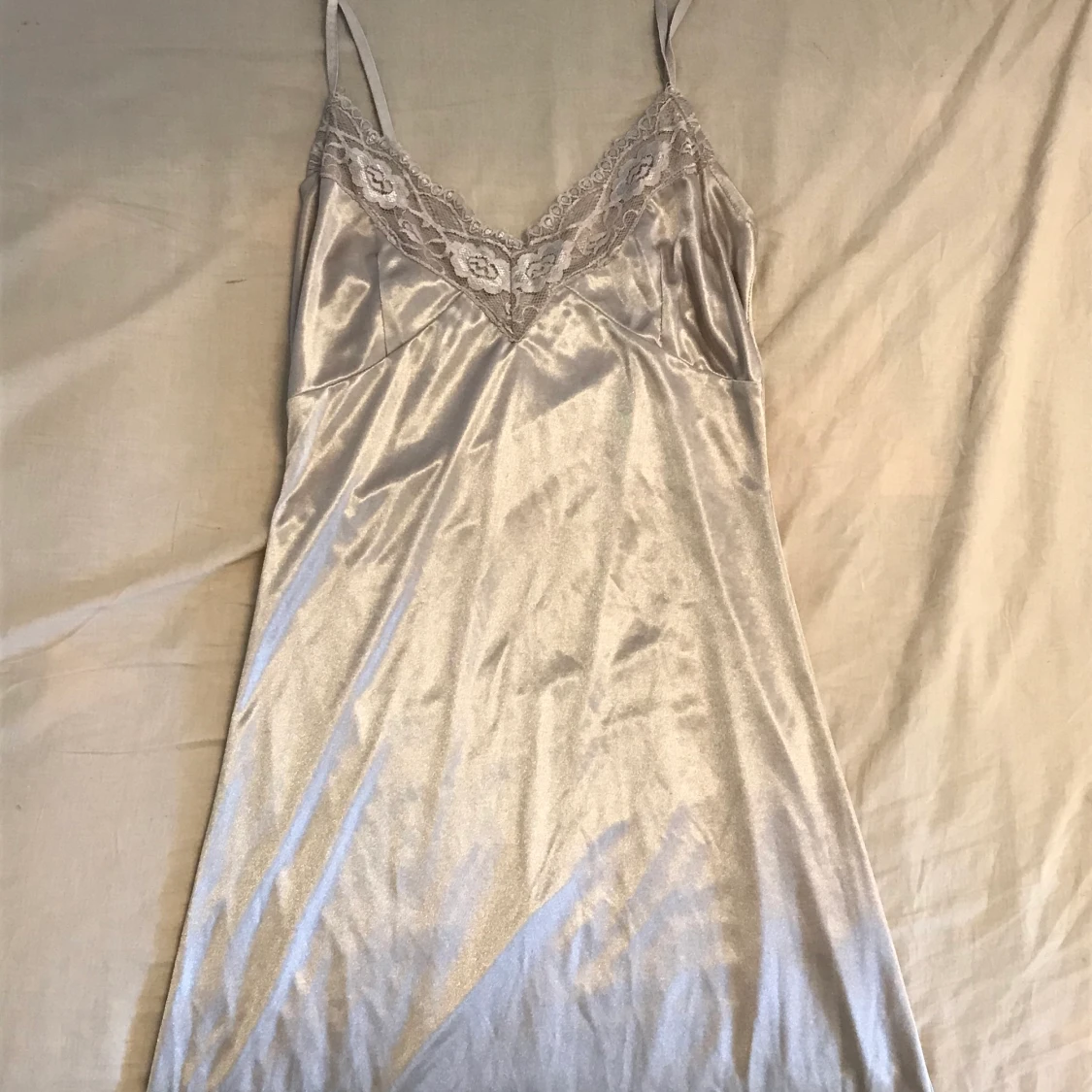 Finaste nattlinne/klänning - 90