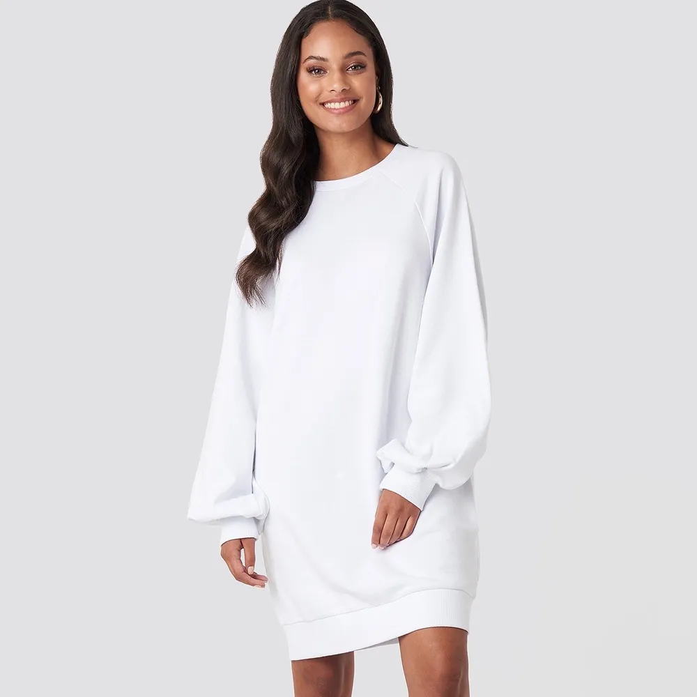 Ascool sweatshirt klänning från Na-kd. Storlek 36. Säljer för 80+frakt, eller mötas upp💕. Klänningar.