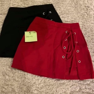 Kjol byxor - Super fina oanvänd kjol som även är byxor! Fler bilder kan skickas vid önskning! Endas den röda tillgänglig