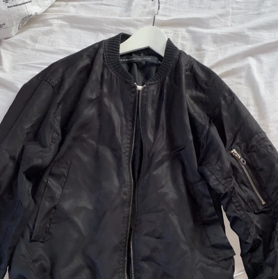 Tunn bomber jacka 
