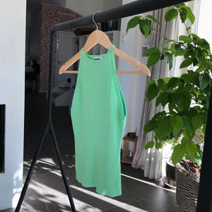 Linne från Weekday - Linne från Weekday, använd endast en gång. Köparen står för frakten. 