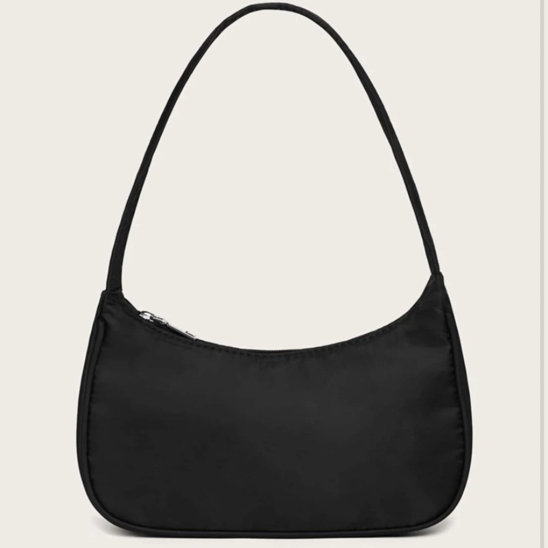 Svart baguettbag :) - 90