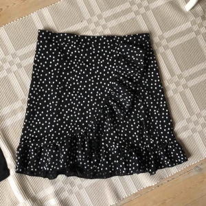  - Sprillans ny super söt kjol! 