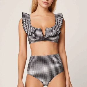  - Oanvänd bikini, plasten kvaf