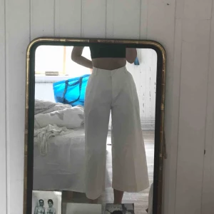  - Intressekoll!!! Snygga culotte byxor från monki! 