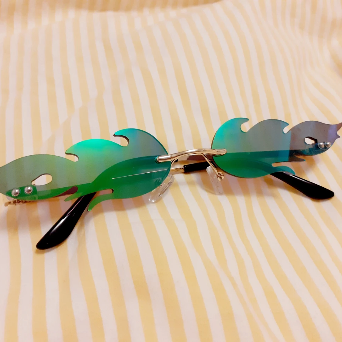 2000's solglasögon - 90