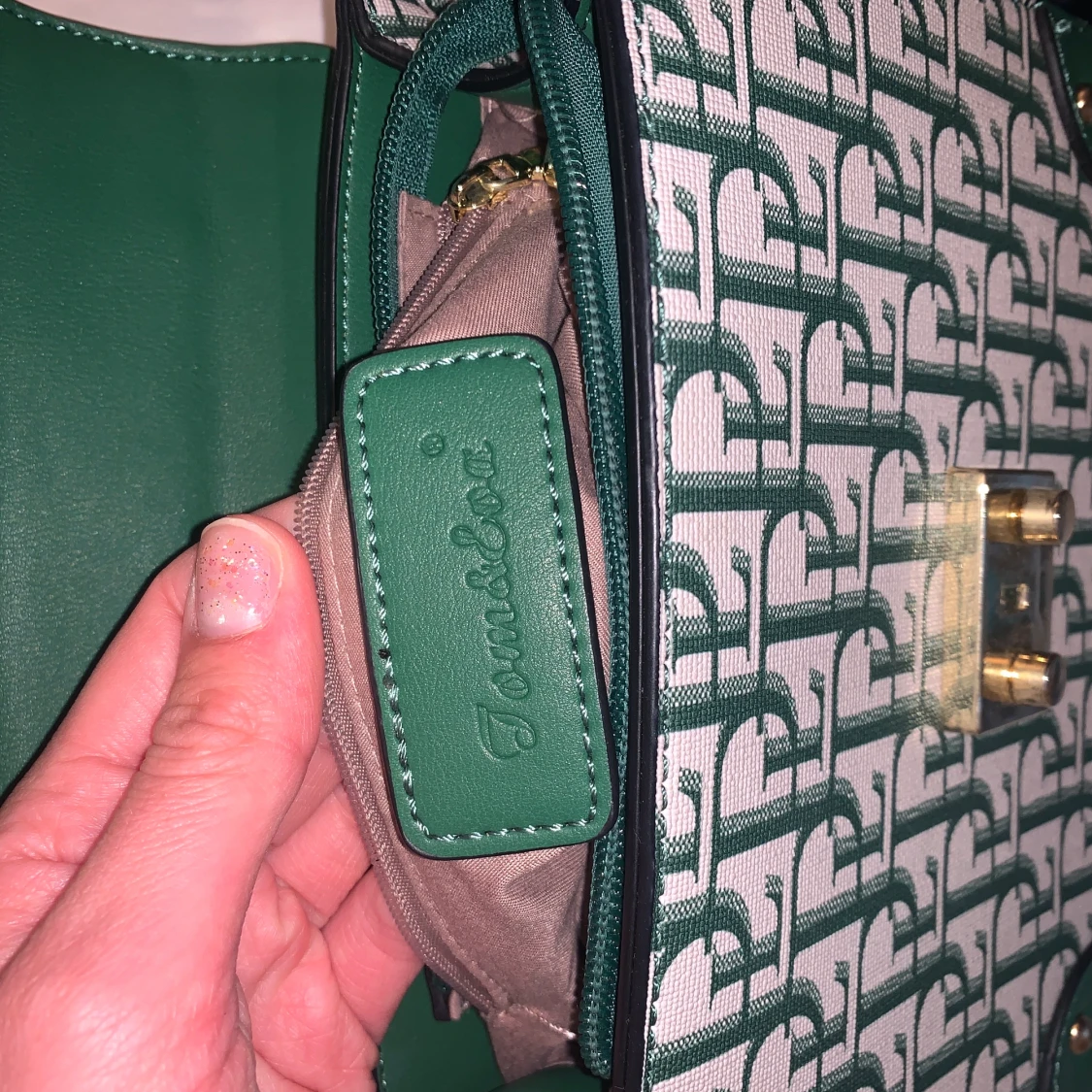 Söt handväska + axelband! - 91