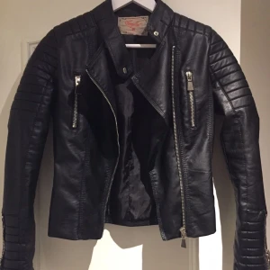 Chquelle moto jacket - Skinnjacka