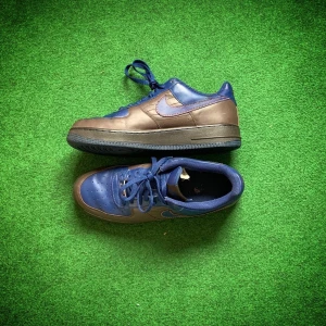 Vintage Nike AF-1 - Vintage Nike AF1 82’ (ej 07)🔥🔥 ⠀⠀⠀⠀⠀⠀⠀⠀⠀⠀⠀⠀ ⠀⠀⠀⠀⠀⠀⠀⠀⠀⠀⠀⠀ - Storlek: EU 44,5/ US 10,5 - Condition: 7/10 ⠀⠀⠀⠀⠀⠀⠀⠀⠀⠀⠀⠀ ⠀⠀⠀⠀⠀⠀⠀⠀⠀⠀⠀⠀ ⠀⠀⠀⠀⠀⠀⠀⠀⠀⠀⠀⠀ Pris: 1300kr KOM MED BUD ❗️