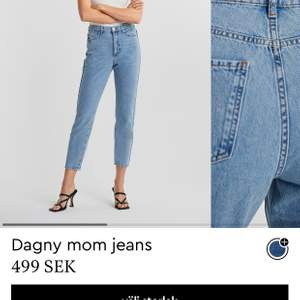 Snygga mom jeans från Gina, oanvända då dom var lite tajta på mig. Nypris 499kr! Köparen står för frakt 📦 