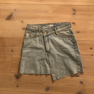 Jeanskjol - Jeanskjol från GinaTricot - oanvänd <3 (Frakt tillkommer) 